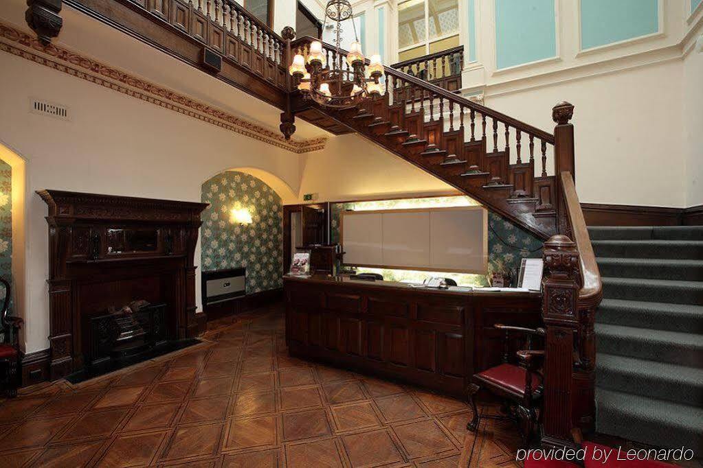 Durker Roods Hotel Хаддерсфилд Экстерьер фото